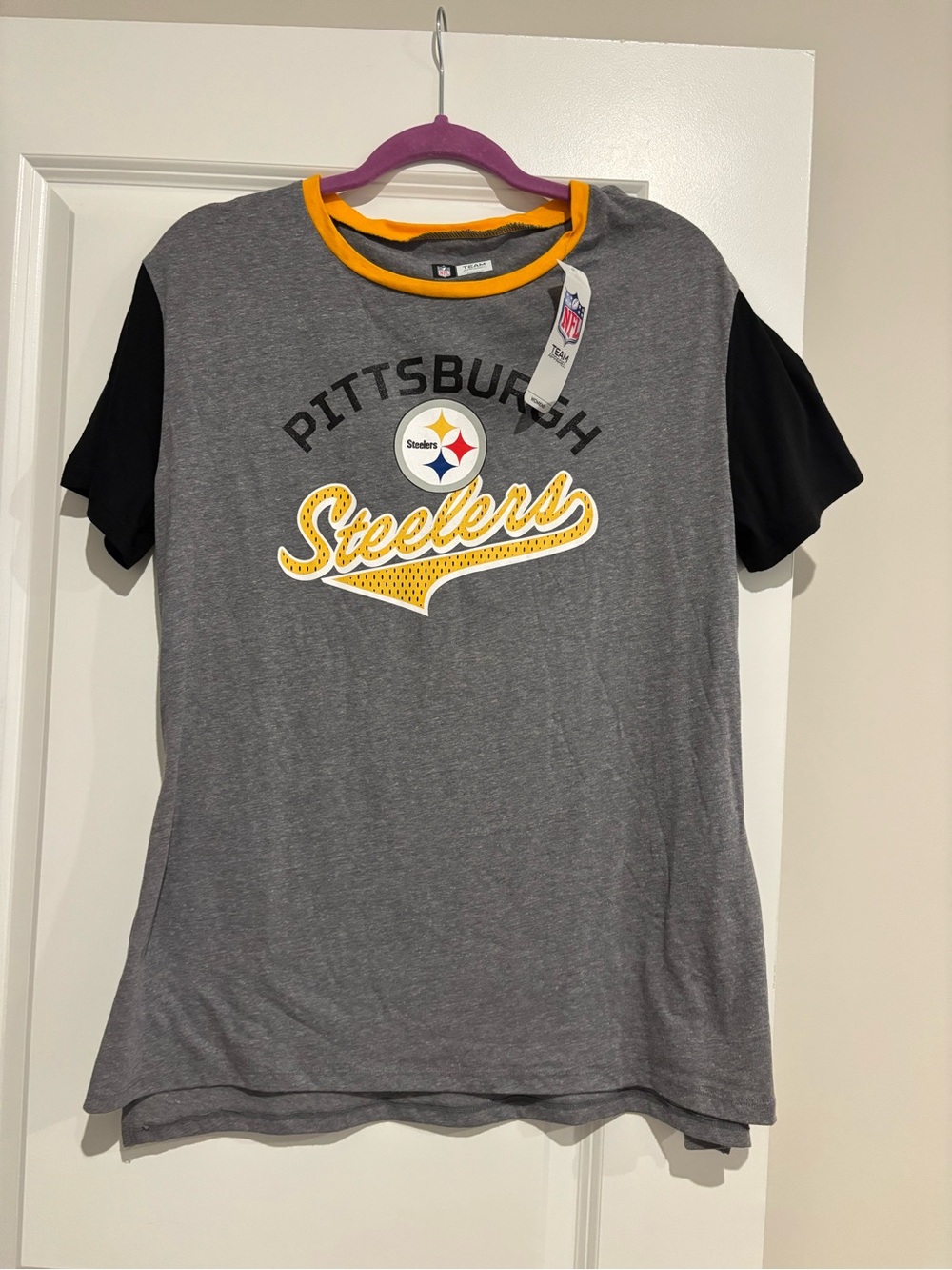 NFL Pittsburgh Steelers Women Gray Tee with Black Sleeves and Gold Trim